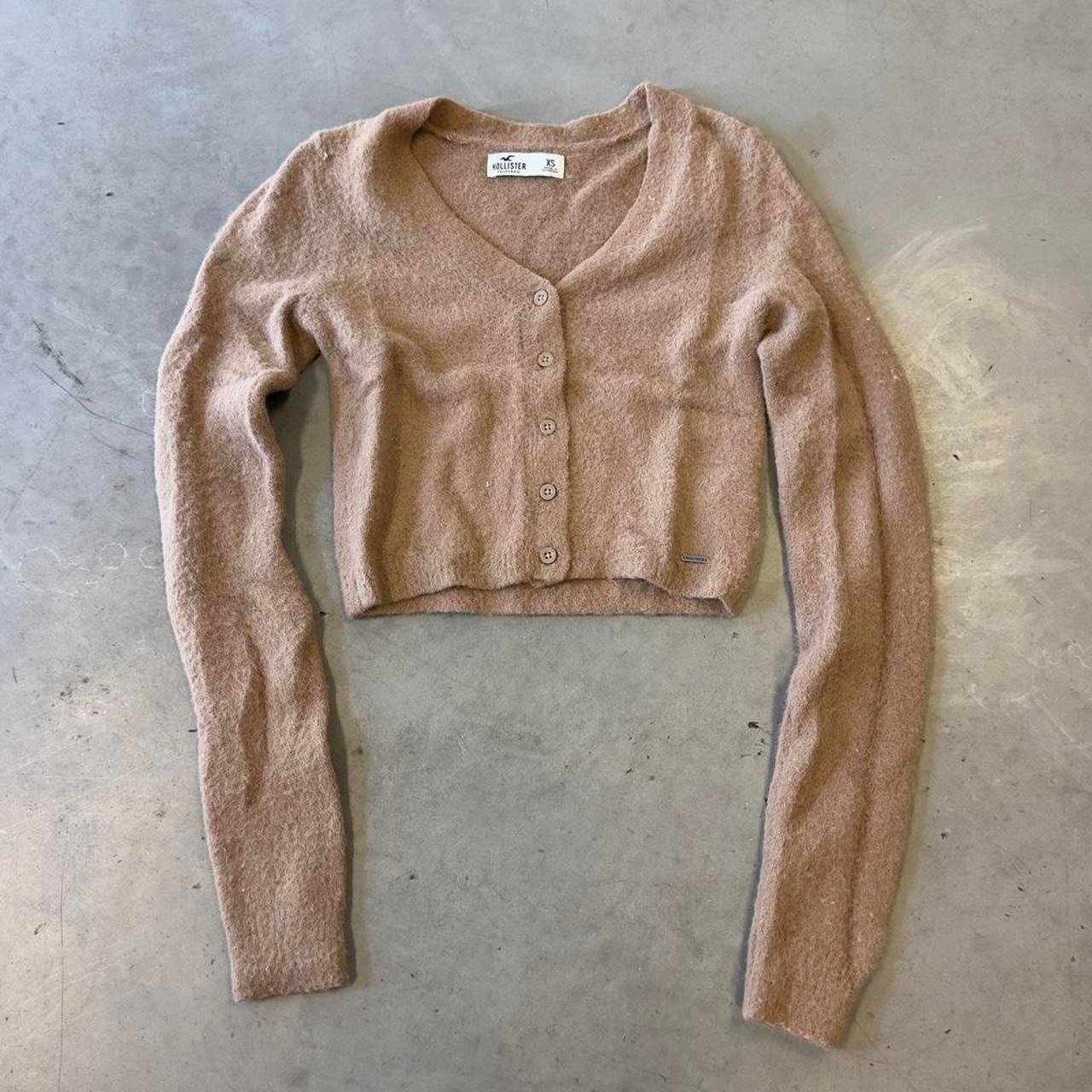 Vintage Hollister Babydoll Cropped Tan Cardigan Sweater Vintage Hollister Babydoll Cropped Tan Cardigan Sweater